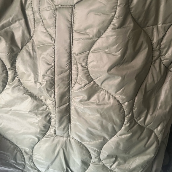 Quilted Nylon and Sherpa Jacket - Picture 14 of 15